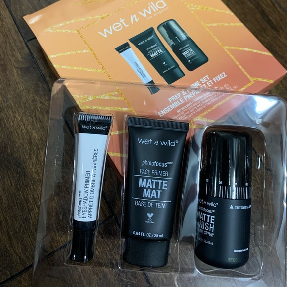 Wet n wild prep and prime set of 3 - Picture 4 of 7